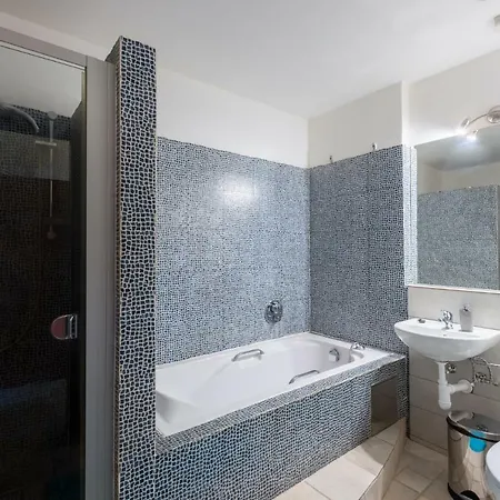 Modern Apartment Few Steps From Centre Prag Exterior foto