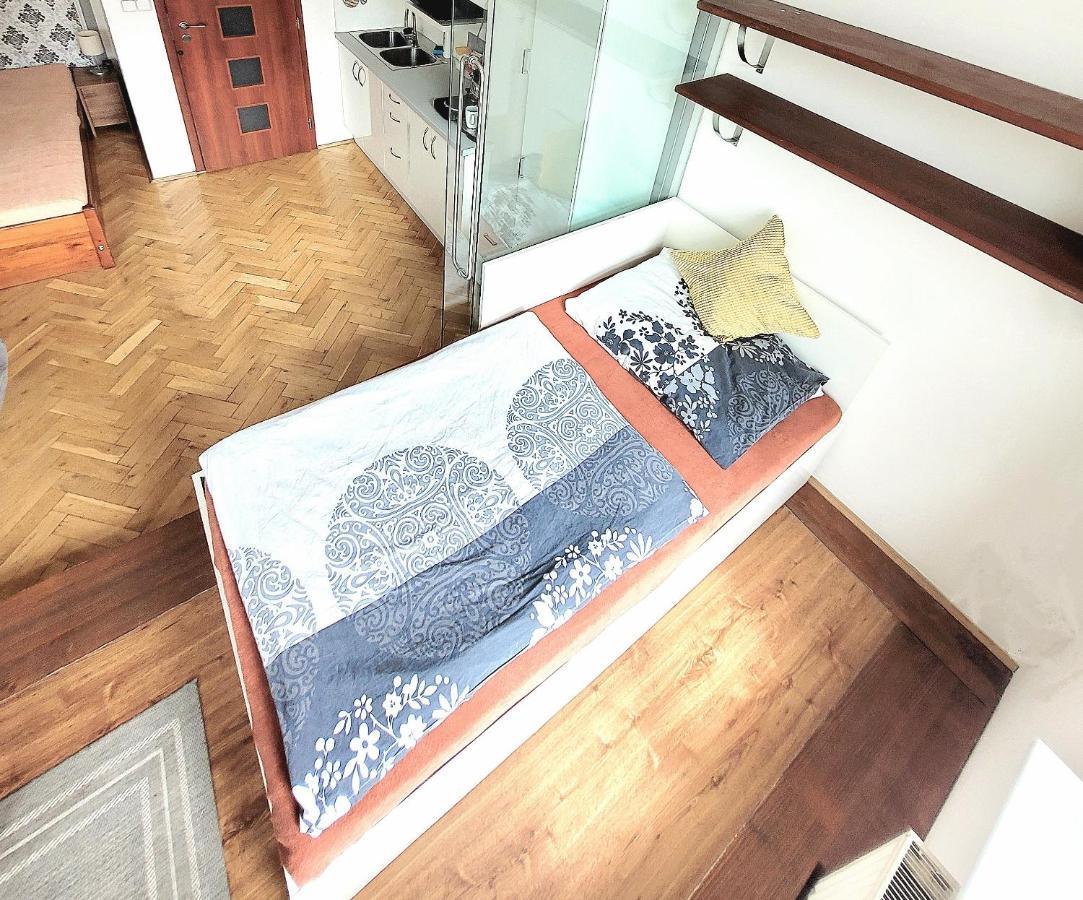 Апартаменты Modern Few Steps From Centre Прага