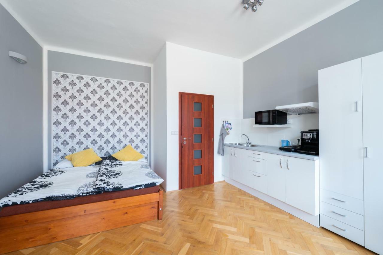 Апартаменты Modern Few Steps From Centre *